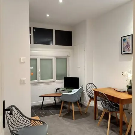 2 Pieces - Refait A Neuf * Quincy-Voisins